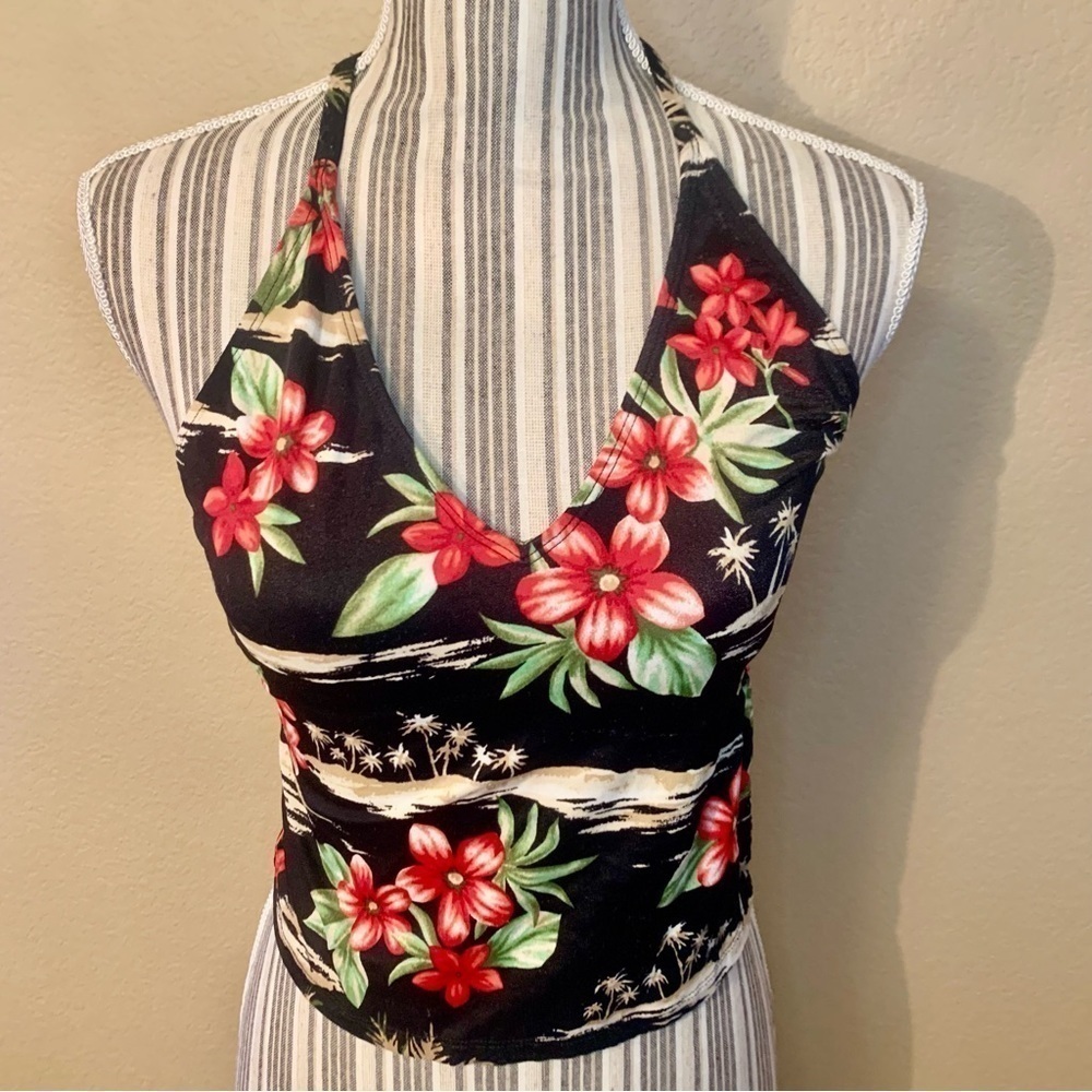 Catalina Tankini Top Medium Black Red Green Floral pattern Island Beach 🏝️